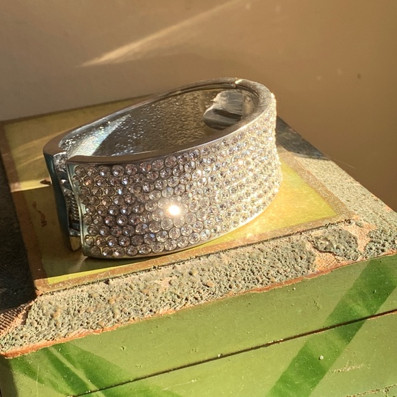 Gorgeous Sparkling Crystal Hinged Cuff Bracelet - Picture 5 of 11